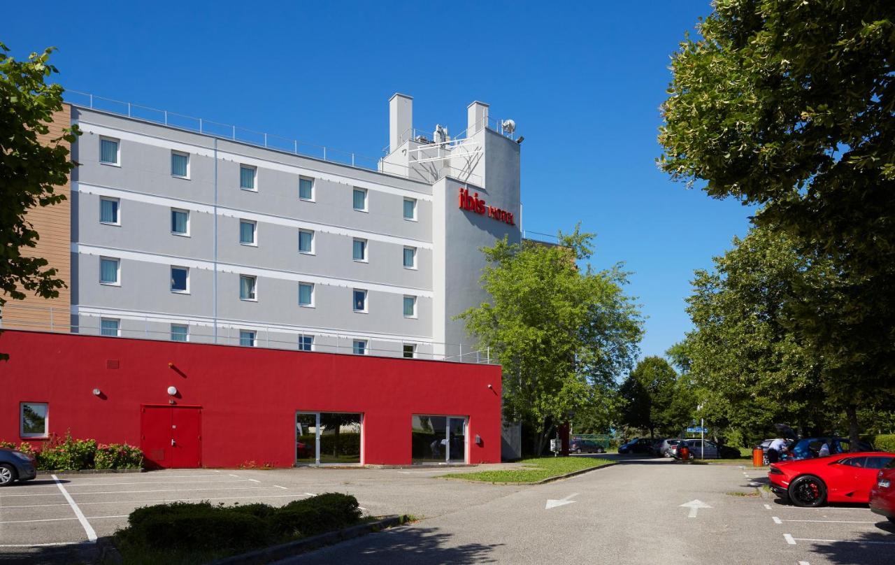 Hotel Ibis Archamps Porte De Geneve Exterior foto