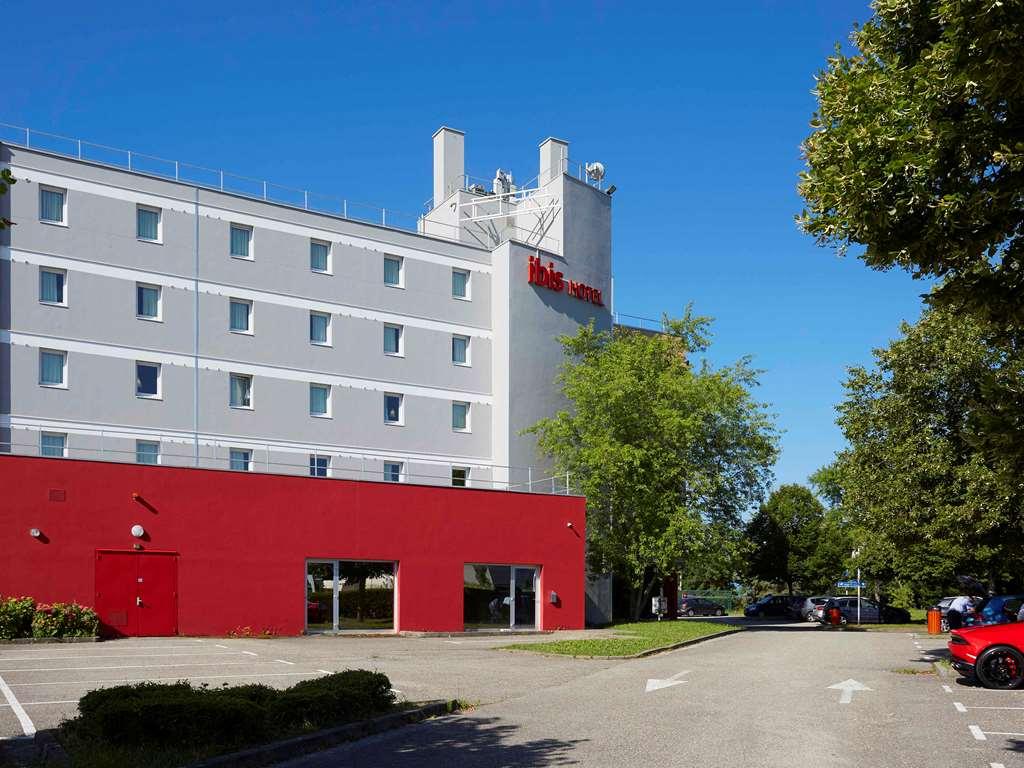 Hotel Ibis Archamps Porte De Geneve Servicios foto