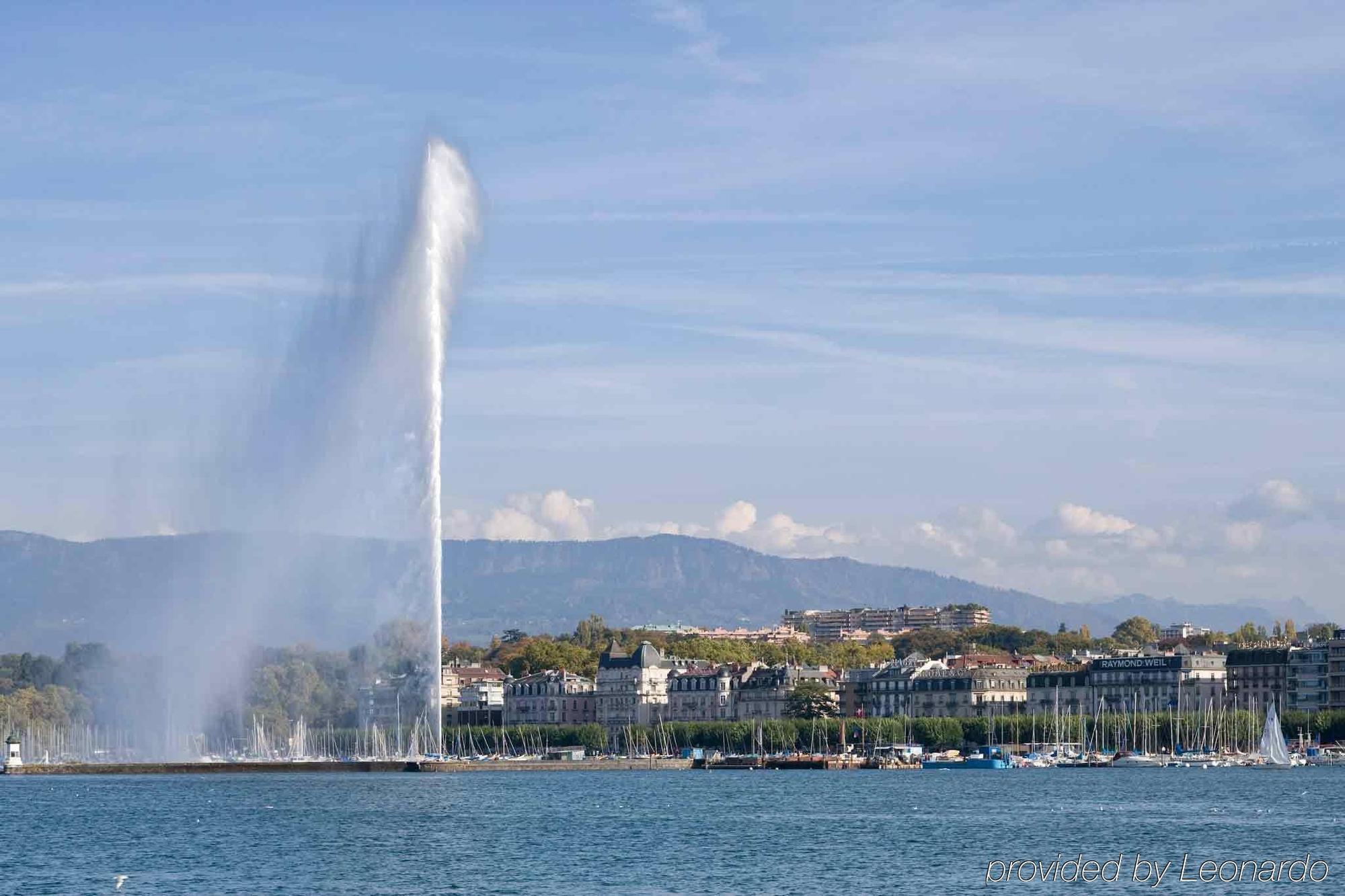 Ibis Archamps Porte De Geneve Exterior foto